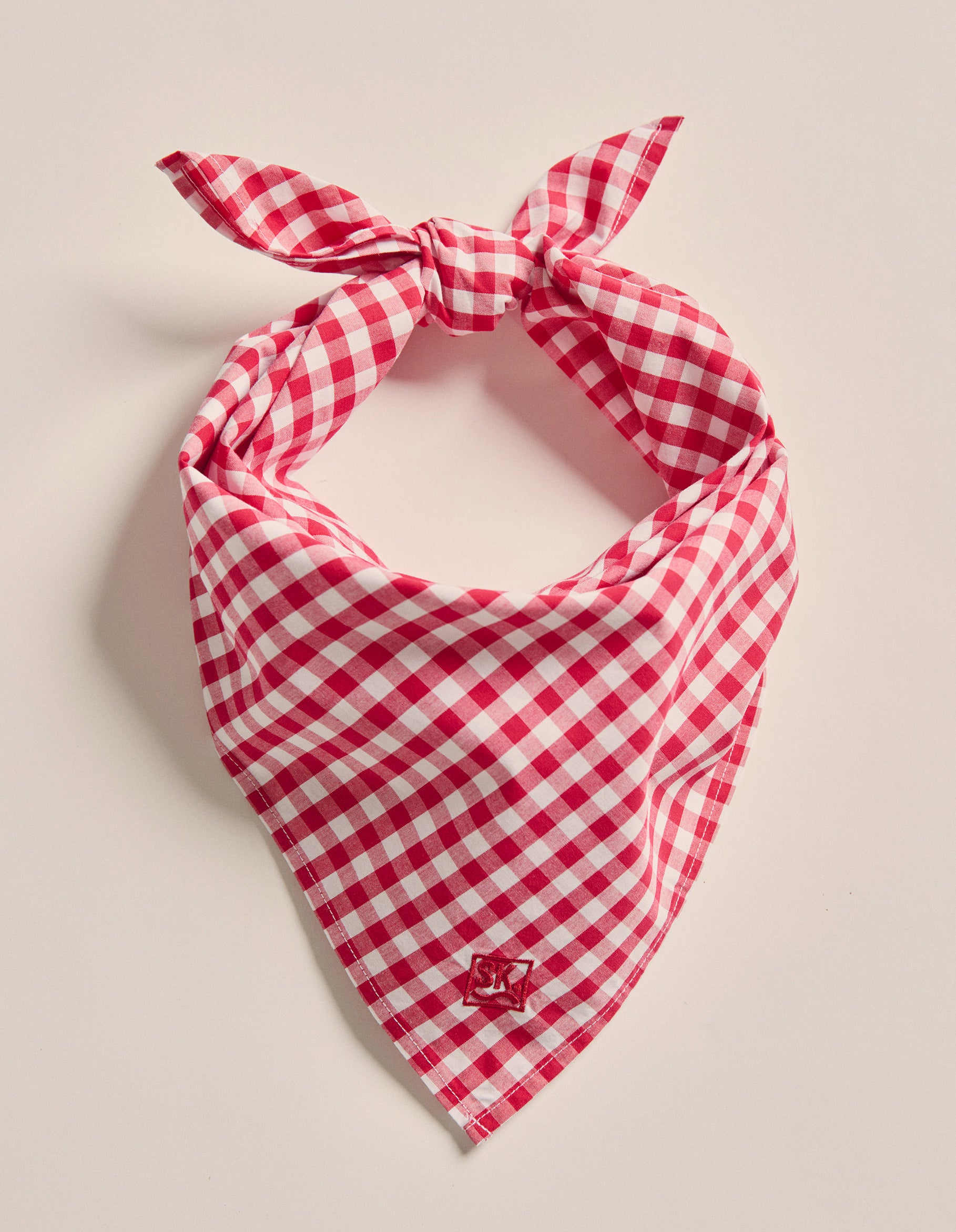 1ACU00013_RED_1_1765337831