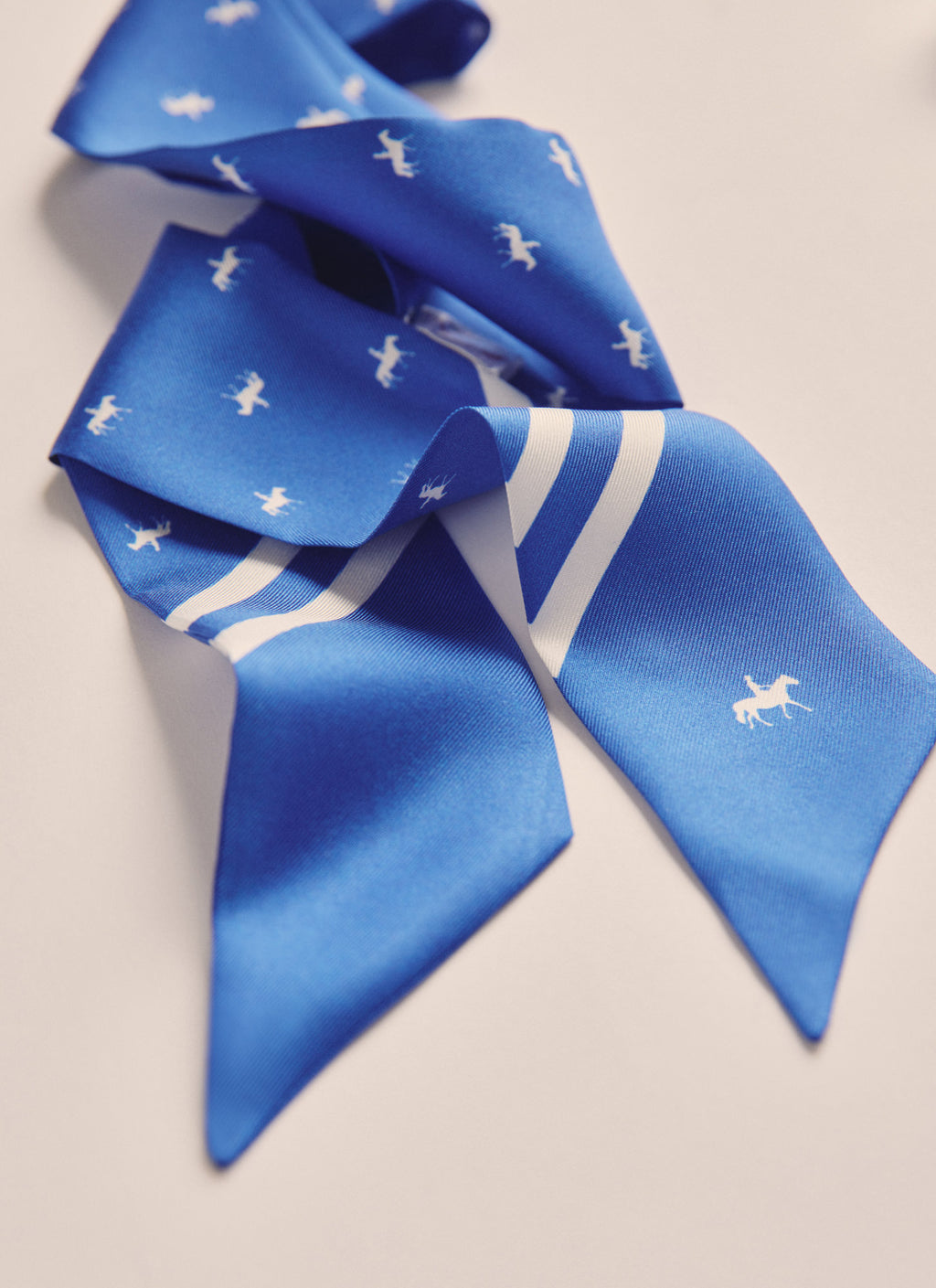 1ACU000220_MIDBLUE_1_1765854451