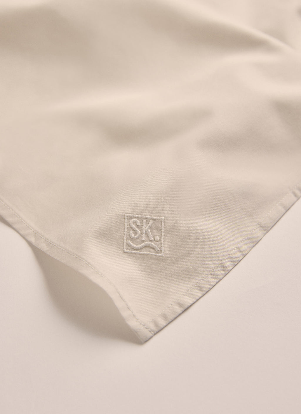 1ACU00153_STONE_2_1765847048