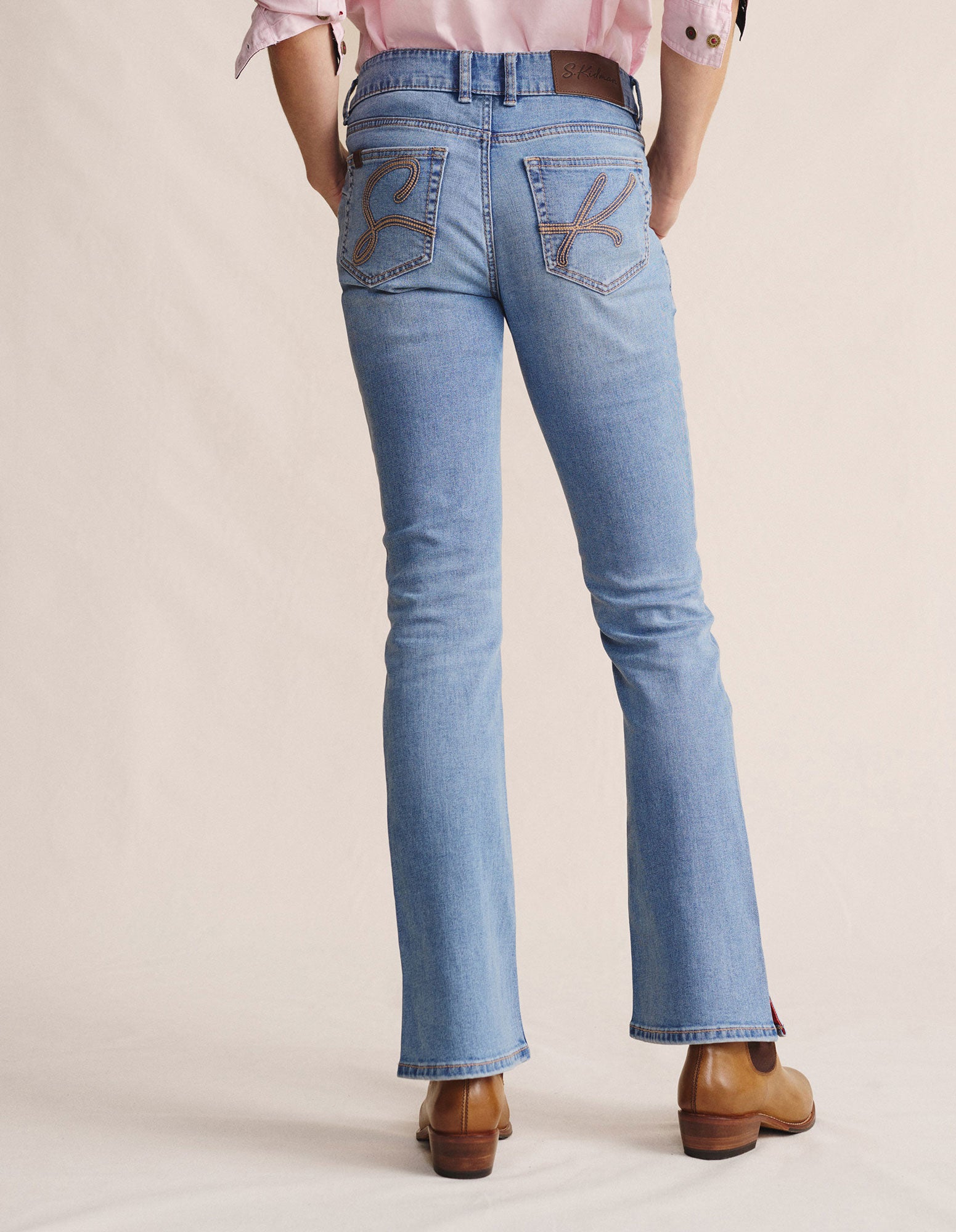 1PAW00149R_LGTWASH_3_1770245400