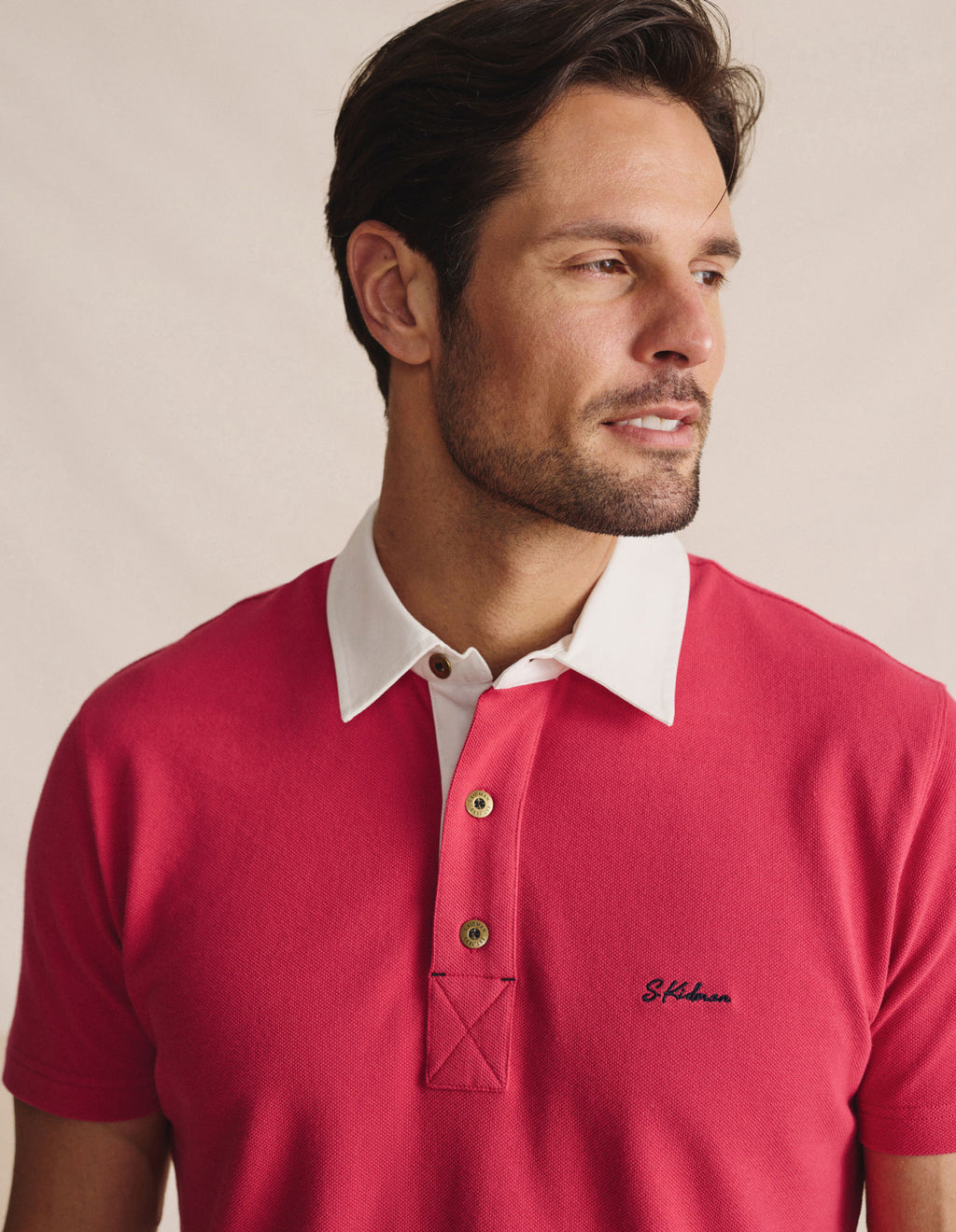 1POM00009_RED_4_1770245516