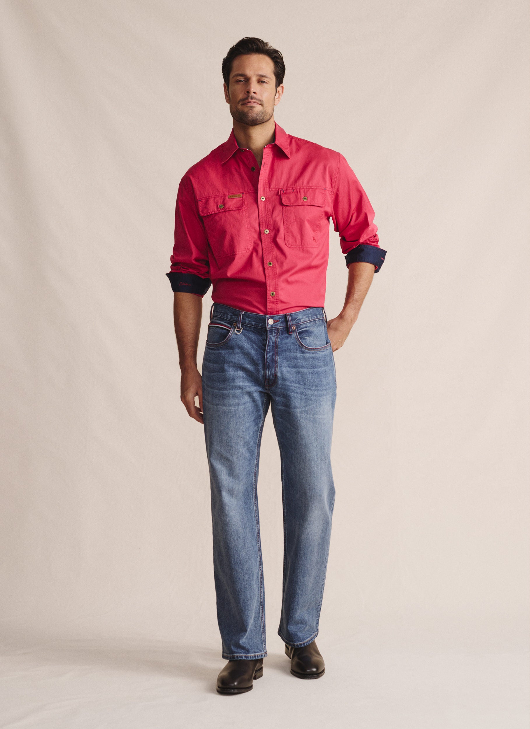 1SHM00130_RED_2_1751427053