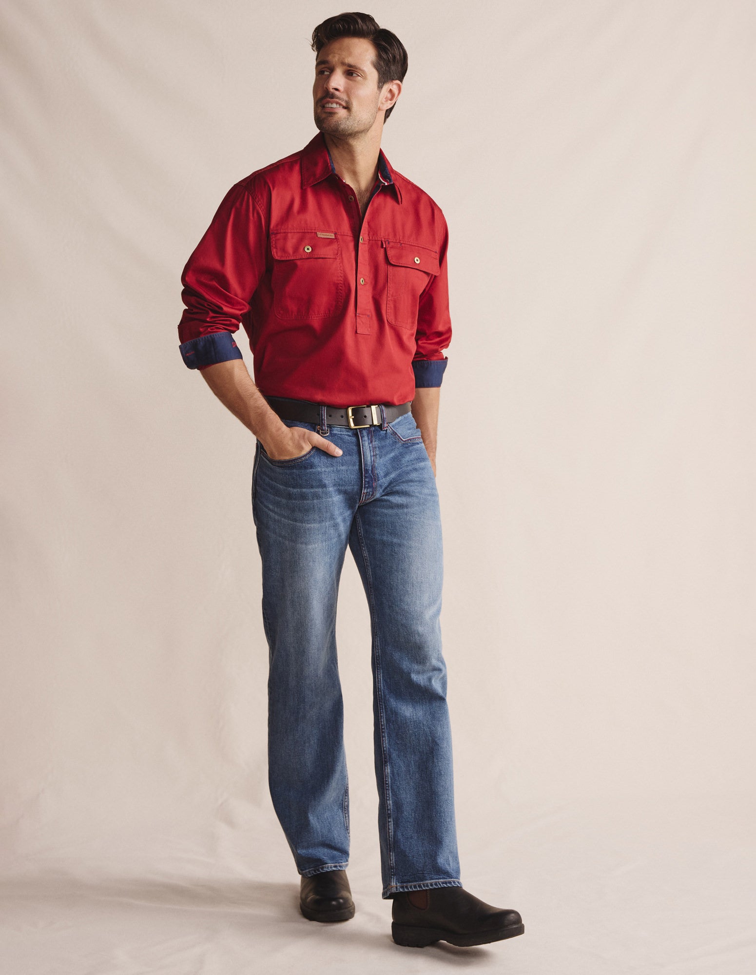 1SHM00131_CONWARA_2_1774485194