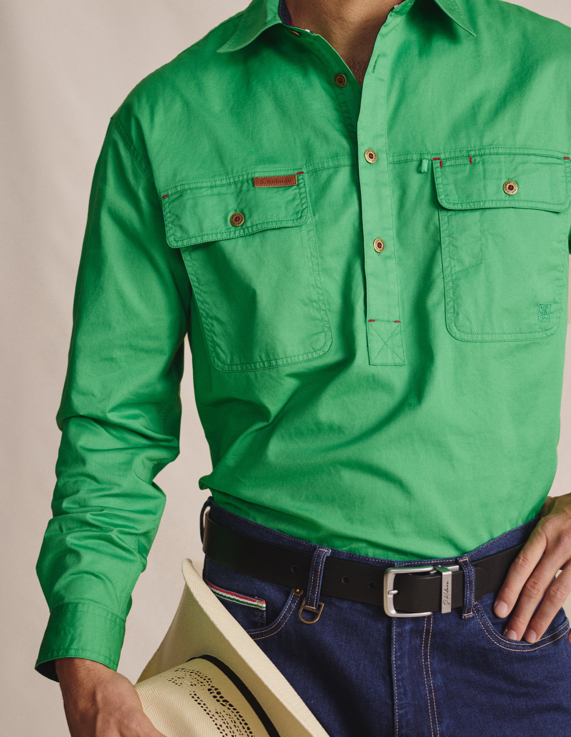 1SHM00131_GRN_4_1765335496