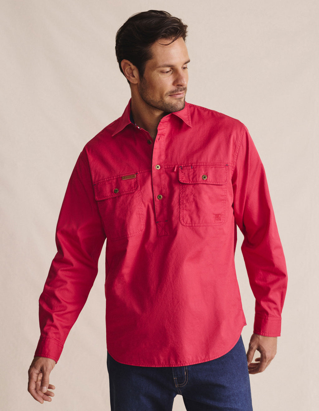 1SHM00131_RED_5_1770243109