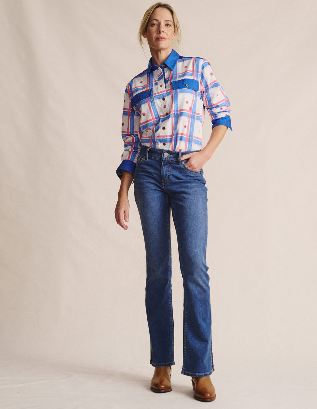 1SHW00028_MIDBLU_2_1770243204