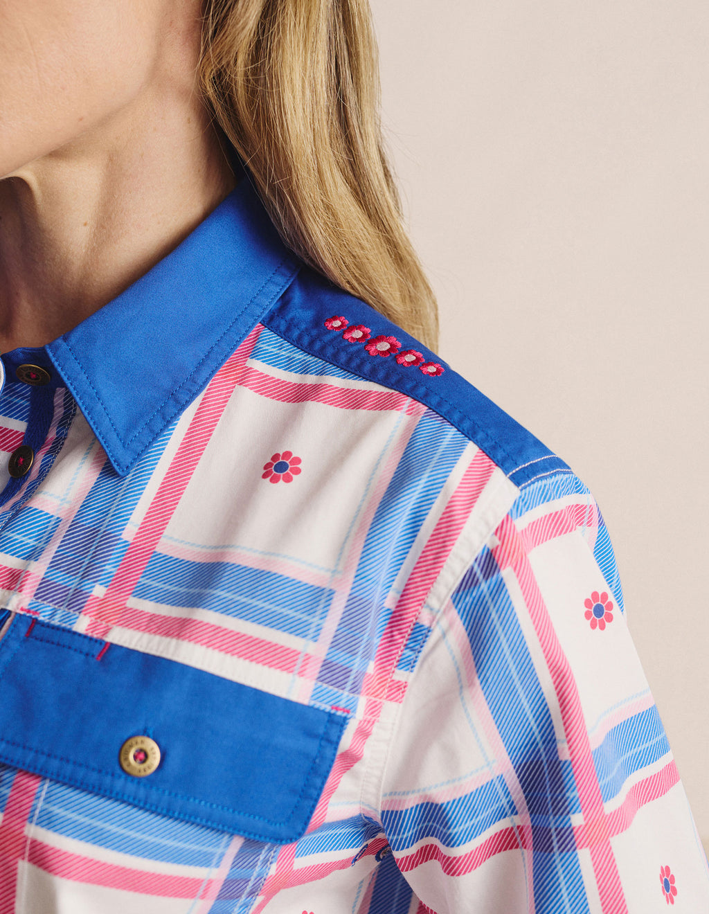 1SHW00029_MIDBLU_4_1770243236