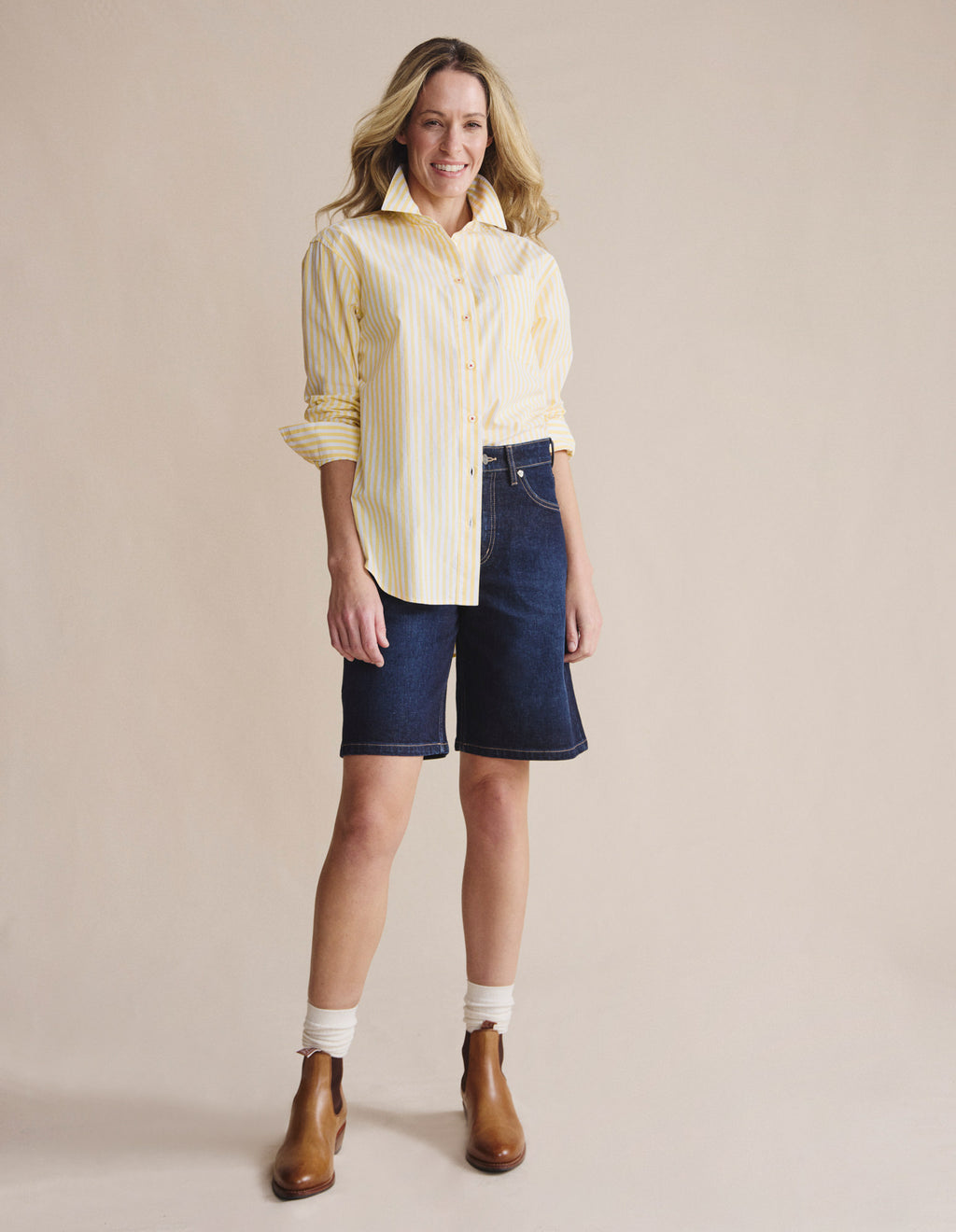 1SHW00244_YELW_3_1765847207