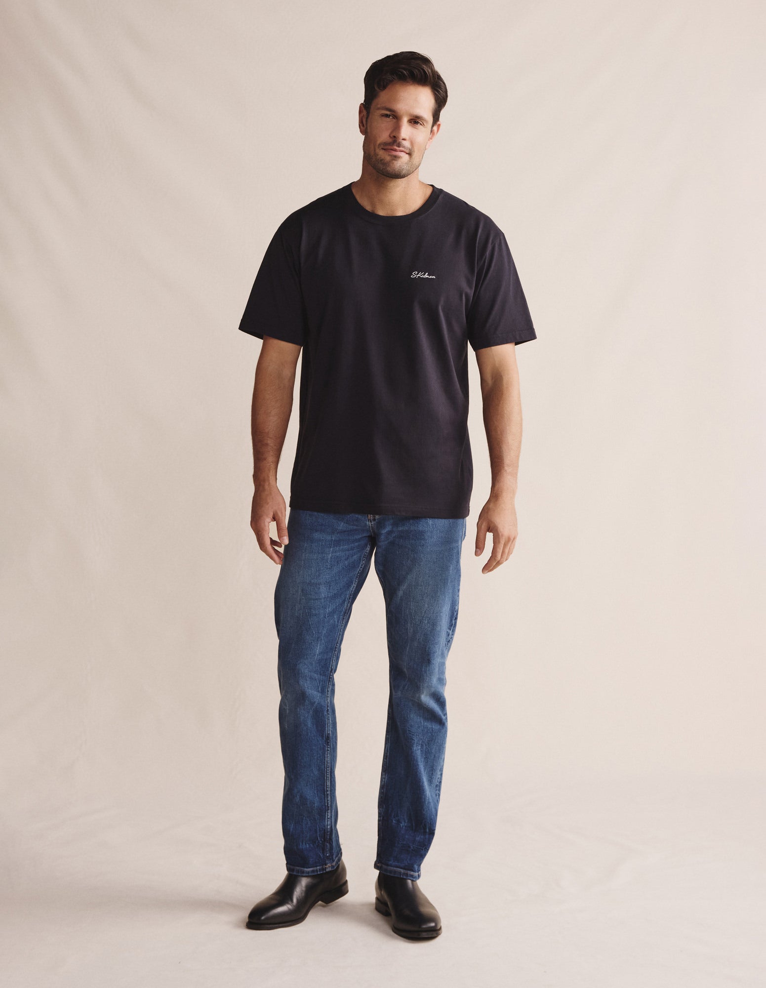 1TSM00261_BLKWHT_2_1774487530