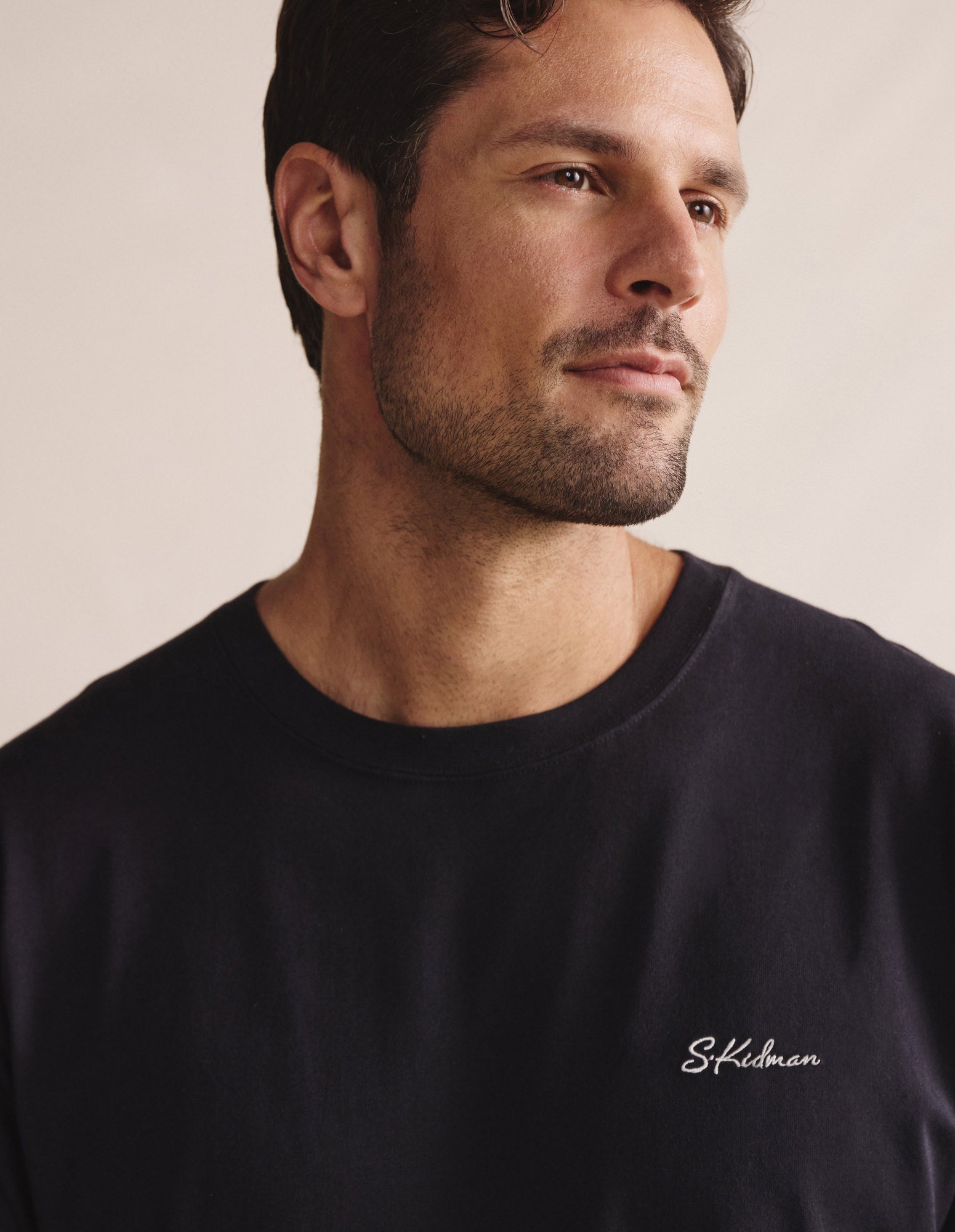 1TSM00261_BLKWHT_5_1774487526