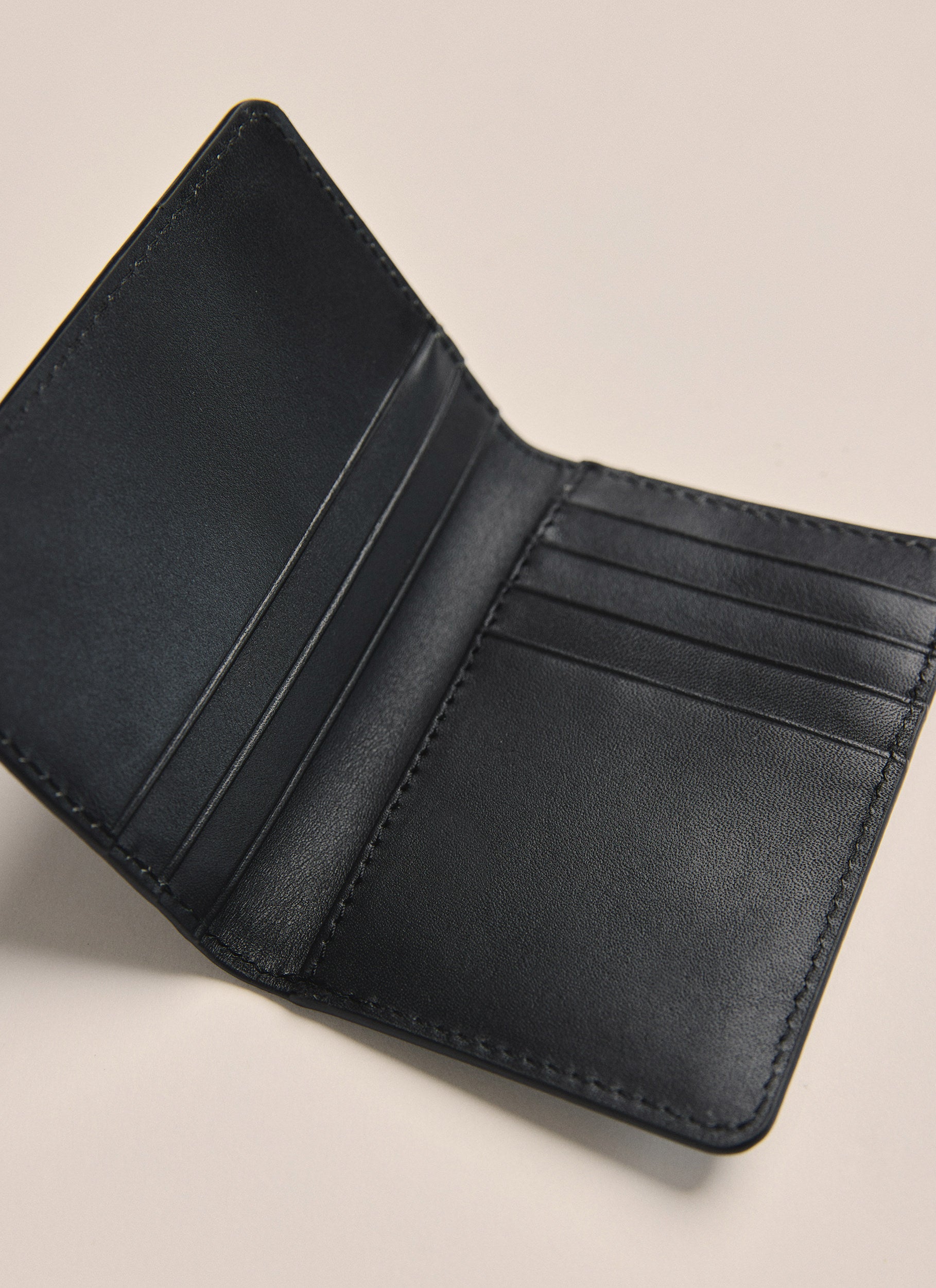 K0024BLK_BLK_2_1744202080