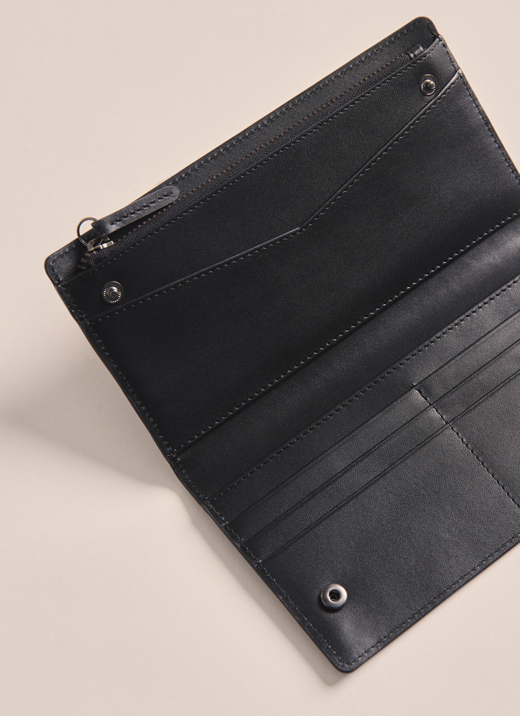 K0044BLCR_BLKCROC_3_1763686540