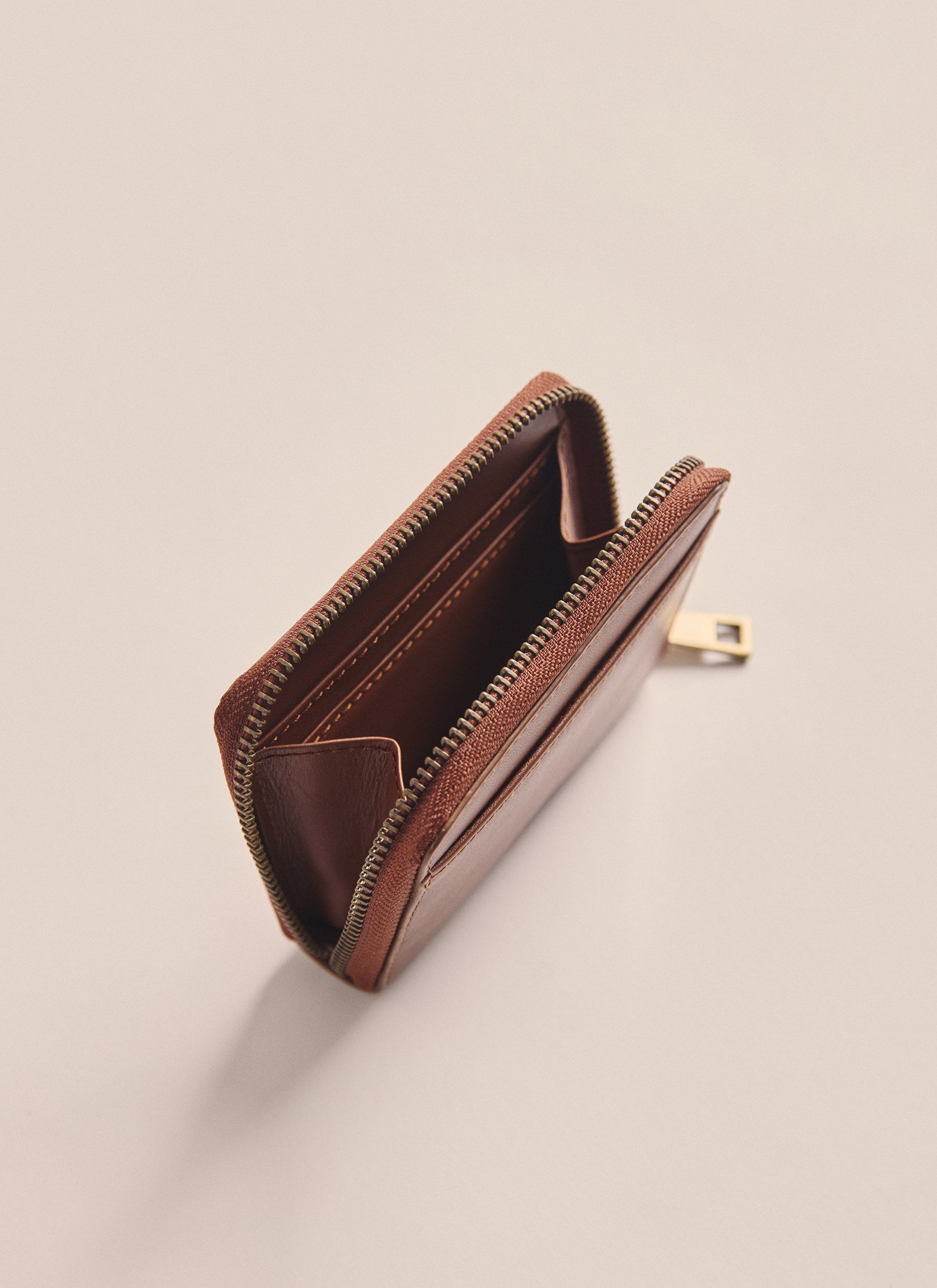 K0046TAN_TAN_3_1763686726