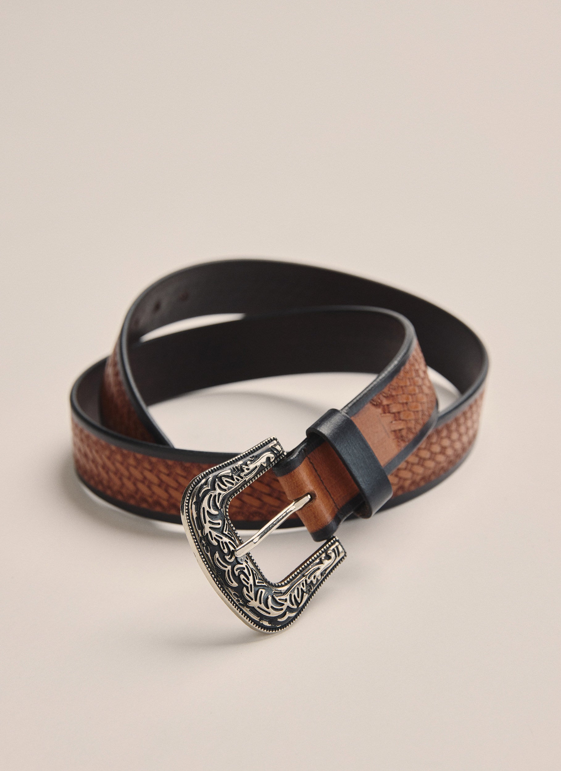 K0048_BLKBRN_2_1752551106