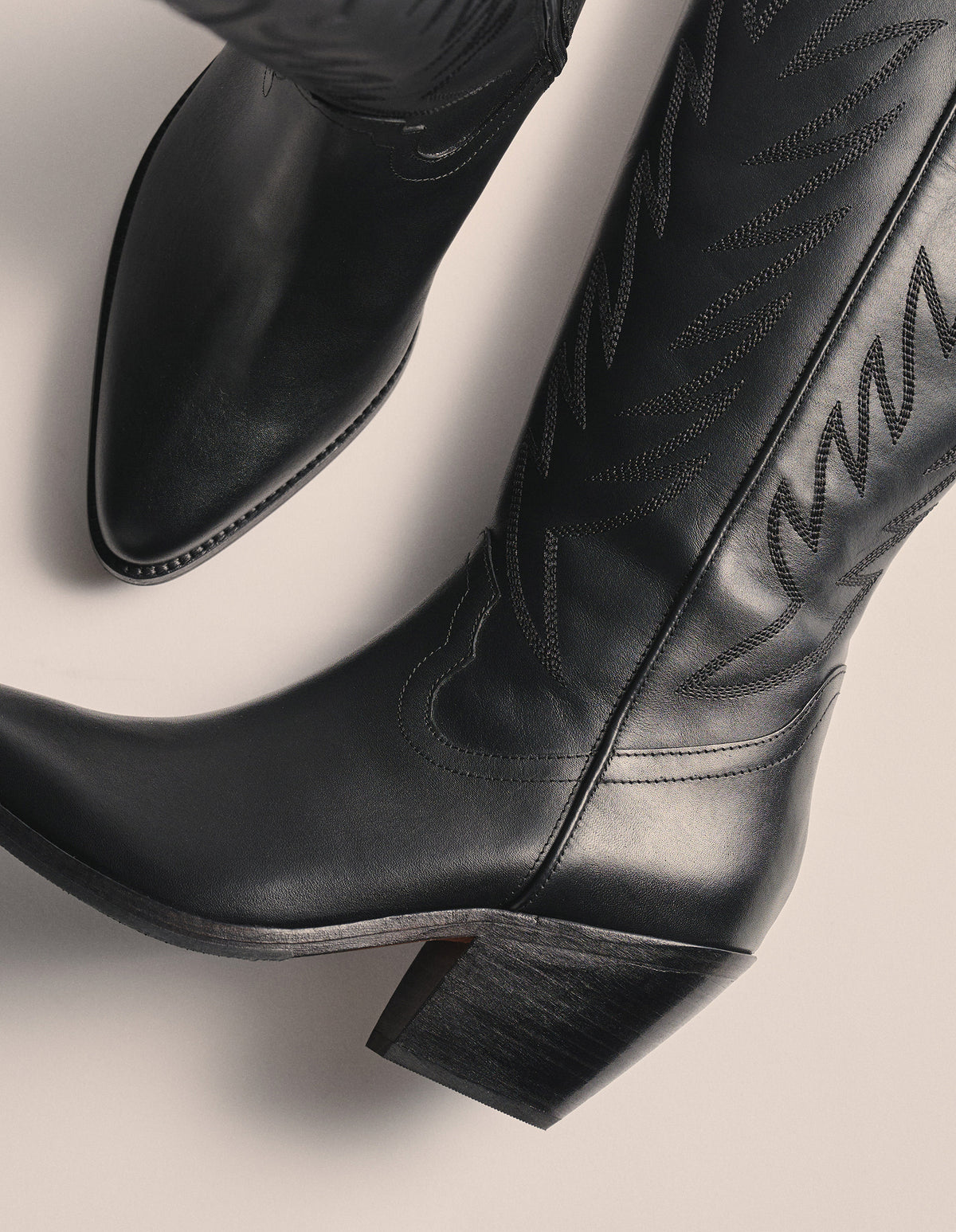 Hot Spur Boots