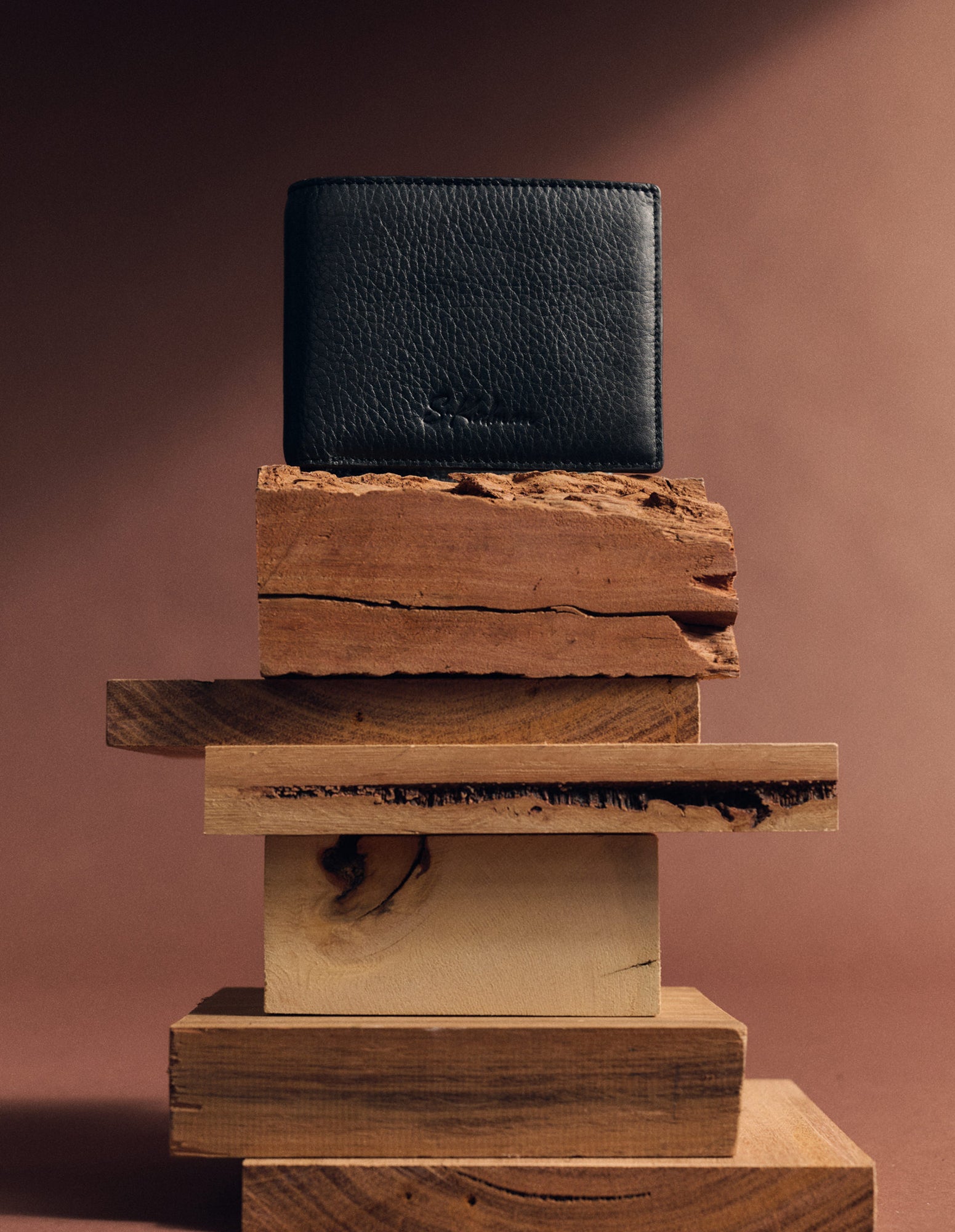 Ultimo Bifold Wallet in Black